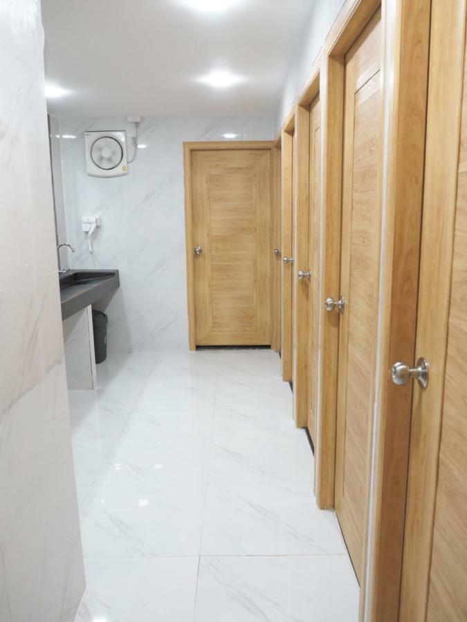 Terminal Hostel Lampang Bagian luar foto